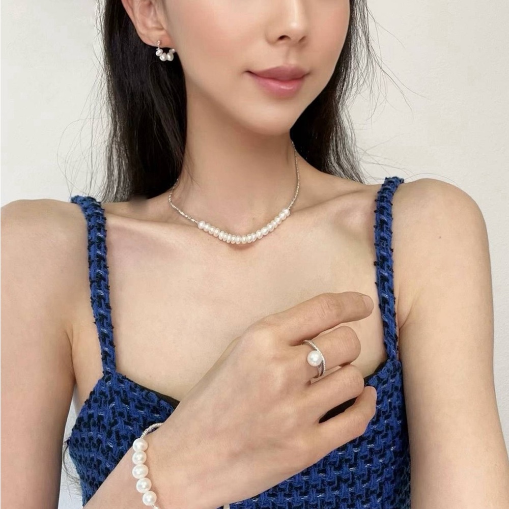 Necklace and bracelet set - Picture 11 of 13